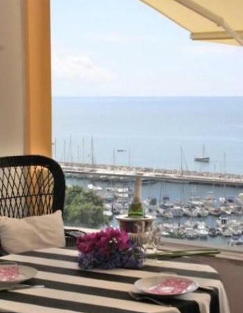 Apartment W Stunning View - Marina - Free Parking & Ac Фуншал Екстериор снимка